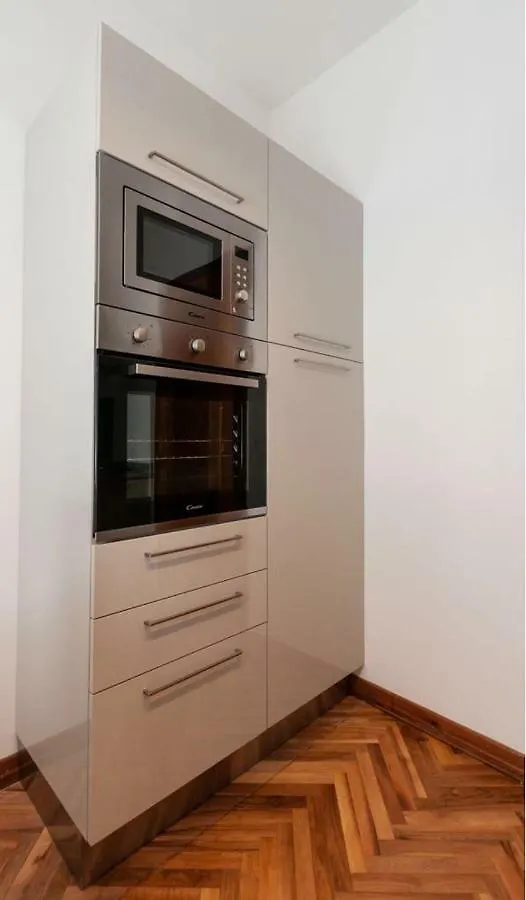 Esclusivo Appartamento- 6 Persone In Villa Liberty Lido di Venezia Apartment