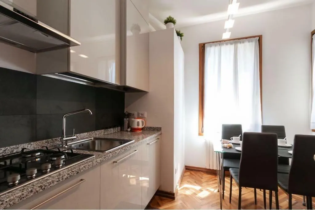Apartment Esclusivo Appartamento- 6 Persone In Villa Liberty Lido di Venezia